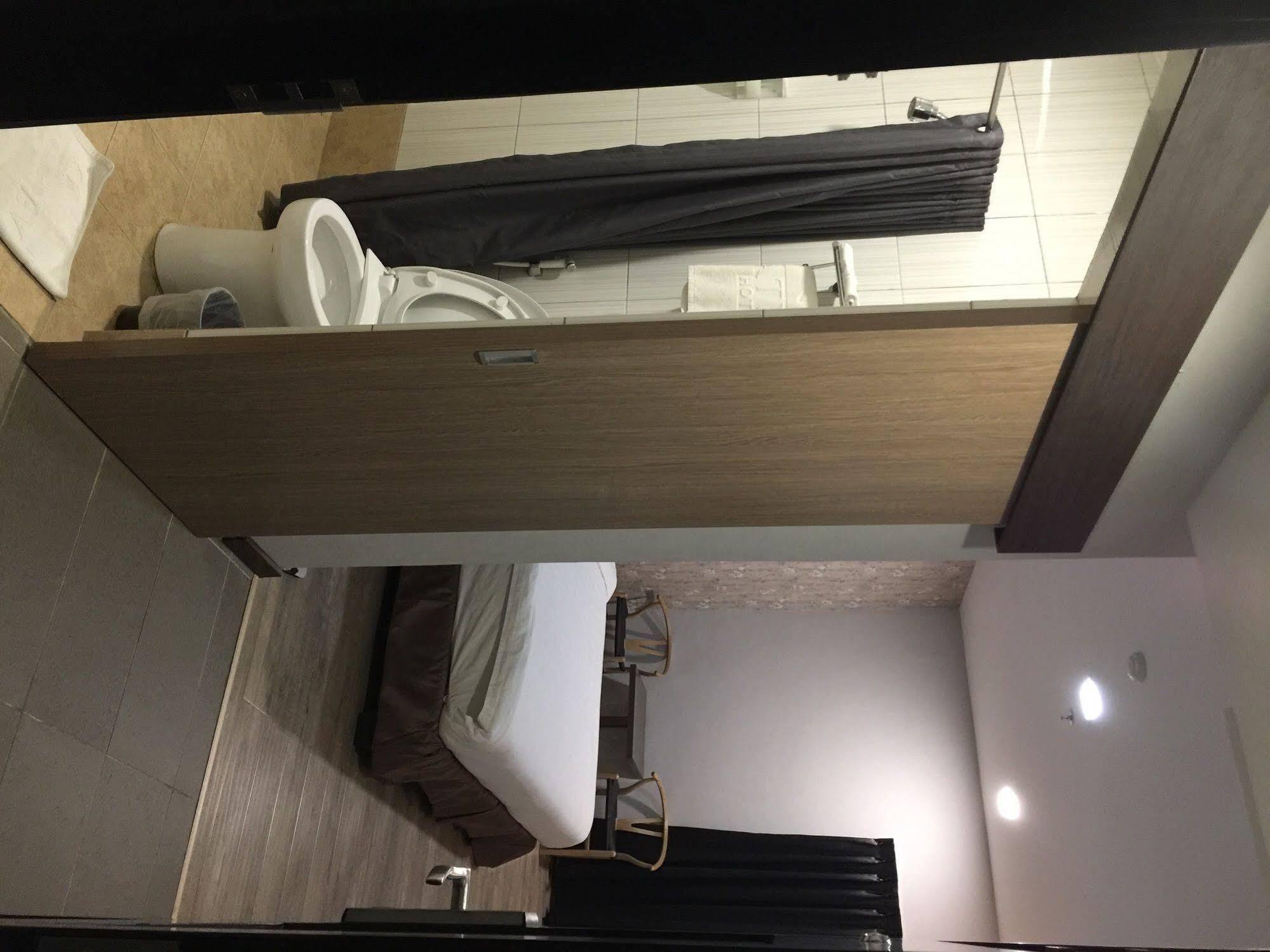 伊特尔恩酒店 Batam 外观 照片